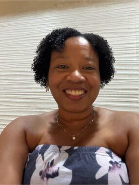 Meet your Posher, Petrina